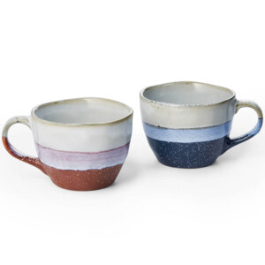 Coppia di tazze "Bosco" dalla distintiva forma e particolare stile. Perfette per godersi un istante rilassante bevendo un infuso insieme!