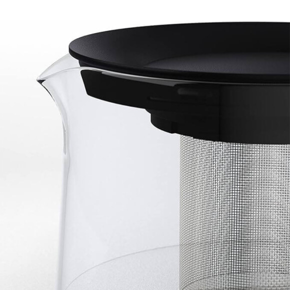 Teiera in vetro borosilicato 1.3l Scopri la nostra teiera in vetro borosilicato resistente al calore da 1.3 litri, dotata di filtro in acciaio inox. Questa teiera è ideale per preparare le tue bevande preferite con facilità e versatilità. Realizzata con materiali di alta qualità, è lavabile in lavastoviglie per una pulizia senza stress. La sua resistenza al calore la rende adatta all'uso su microonde, fornelli a gas e piani ad induzione, offrendoti la libertà di preparare le tue bevande preferite ovunque tu sia. Esplora ora la nostra teiera e goditi ogni momento di preparazione e degustazione!