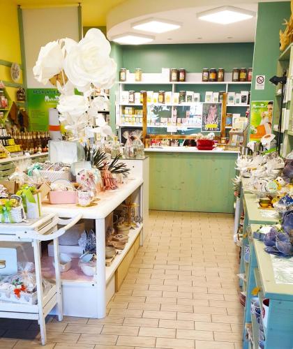 Sezione 2 Spaccio aziendale